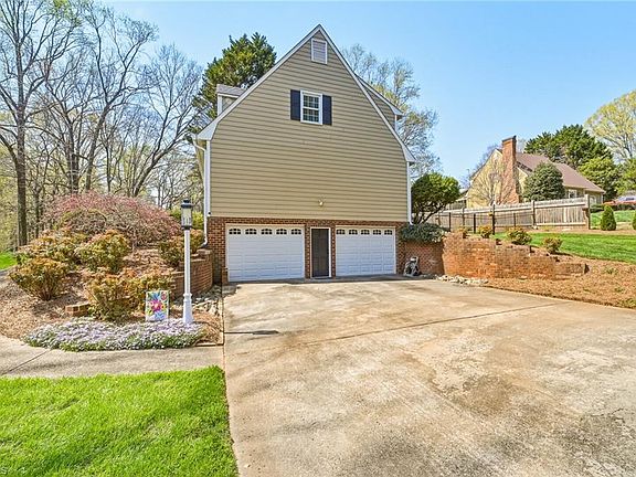 4th image of 5639 Bassford Ct