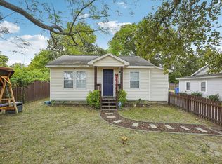 818 Wake Chapel Rd, Fuquay Varina, NC 27526