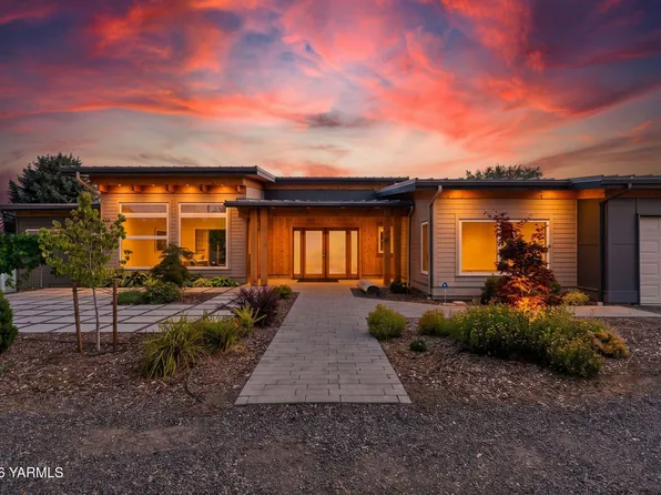 8 N 96th Ave, Yakima, WA 98908