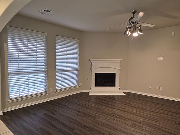 5th image of 504 Eastland Dr