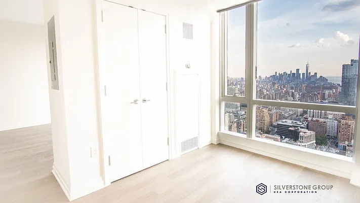 Rented by Silverstone Group USA Corp. | media 68