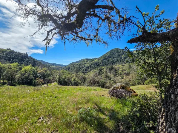8735 Woodman Creek Road, Laytonville, CA 95454