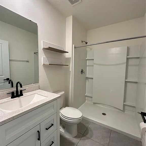 5703 Hollingworth Trl — Photo 6
