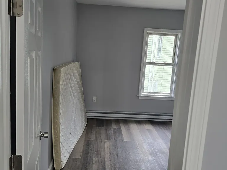 179 Belmont St #3 — Photo 4