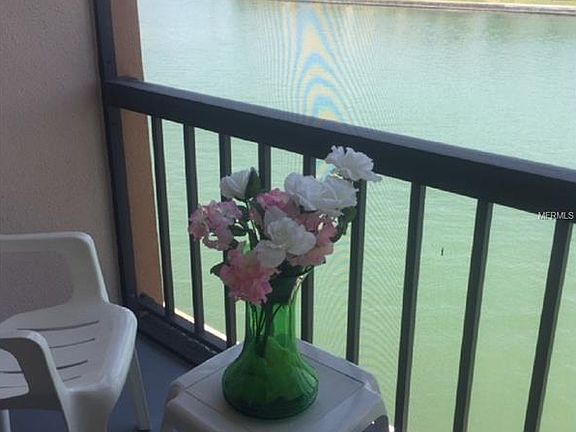 3rd image of 7625 Sun Island Dr S APT 303