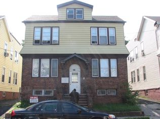456 Leslie St, Newark, NJ 07112