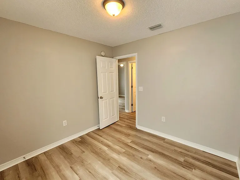 1732 Abbey Loop — Photo 28