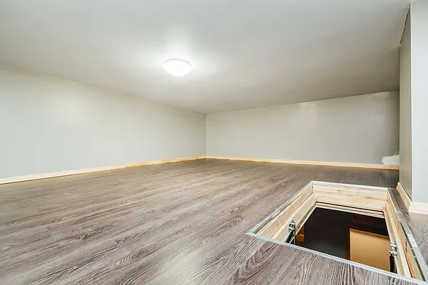 Rented by Nooklyn NYC LLC | media 16