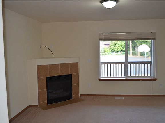 4th image of 5035 Bowwood Cir NE
