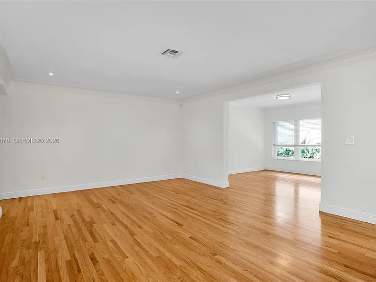 1100 S Alhambra Cir — Photo 9