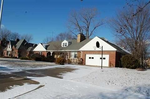 2nd image of 1426 Lochmoor Blvd