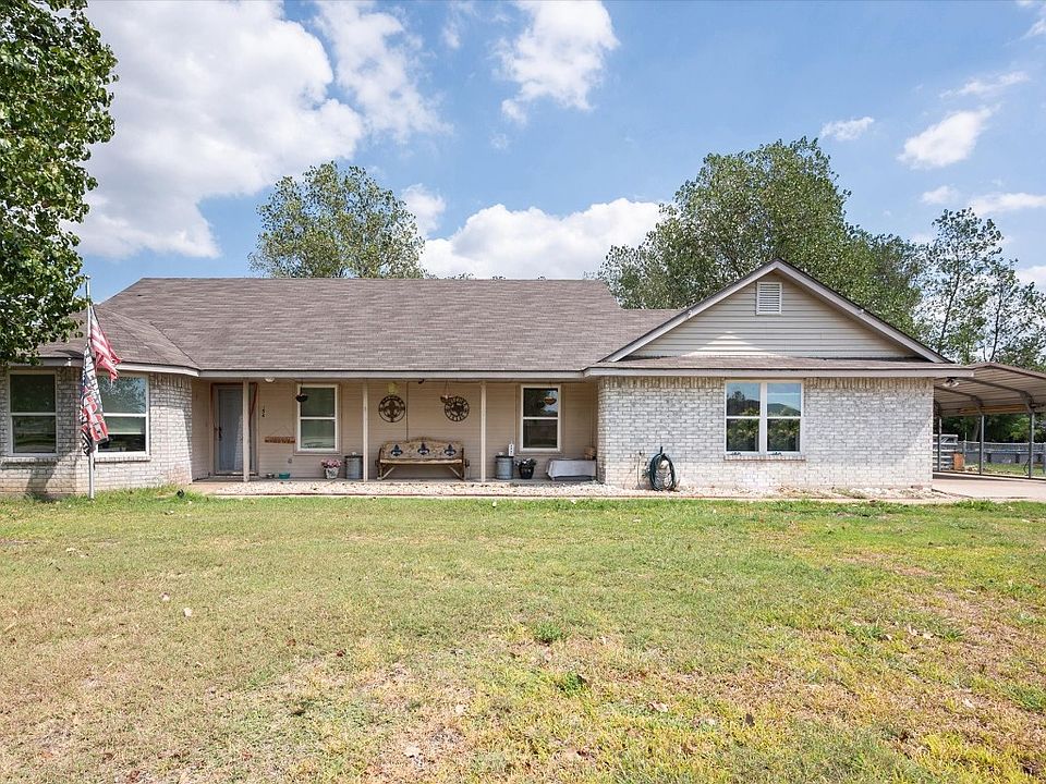 1st image of 154 Castleridge Dr