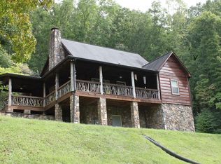 432 Hogsed Dr, Hayesville, NC 28904