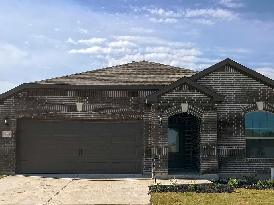 1st image of 405 Harbor Oaks Dr
