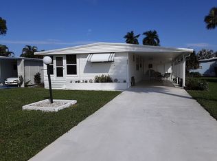 517 Menton Ln, Naples, FL 34112