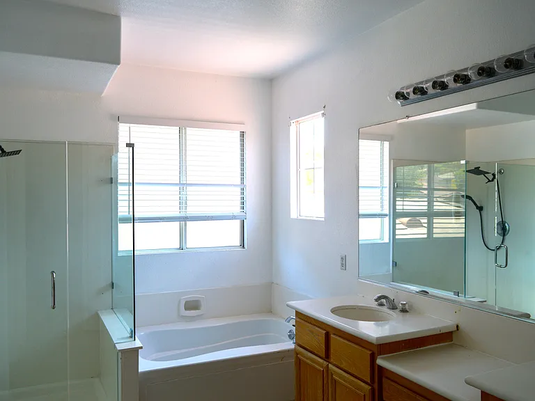 937 Feather Peak Dr — Photo 24