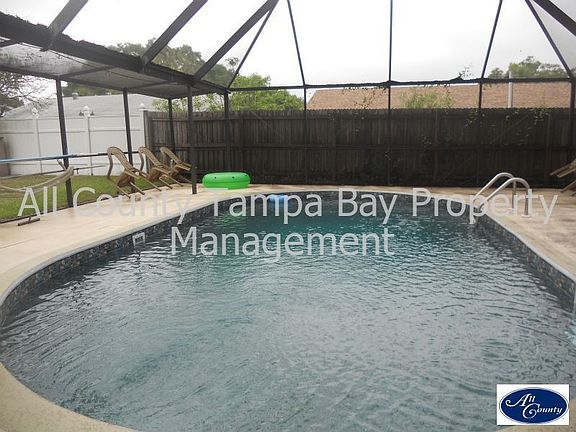 5th image of 6722 Runningwoods Dr