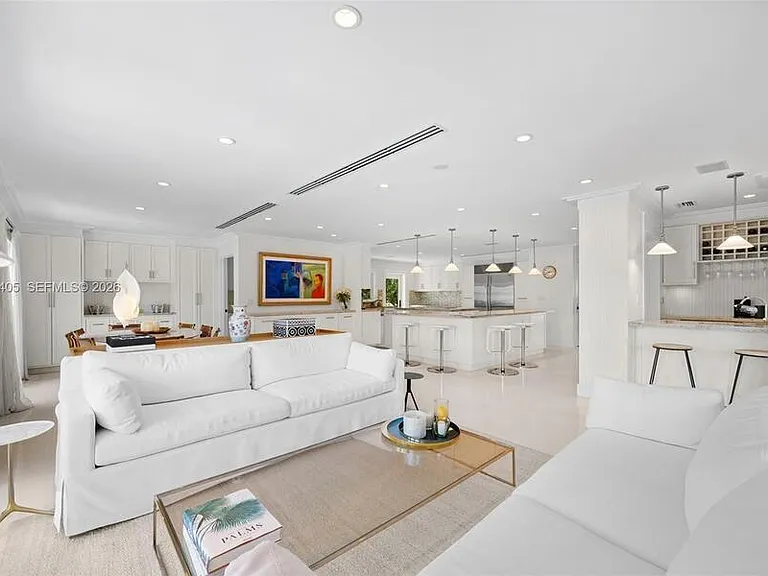 6831 Sunrise Ct — Photo 15