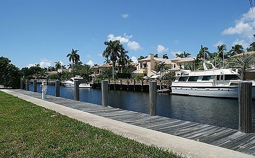 2nd image of 123 Royal Palm Dr
