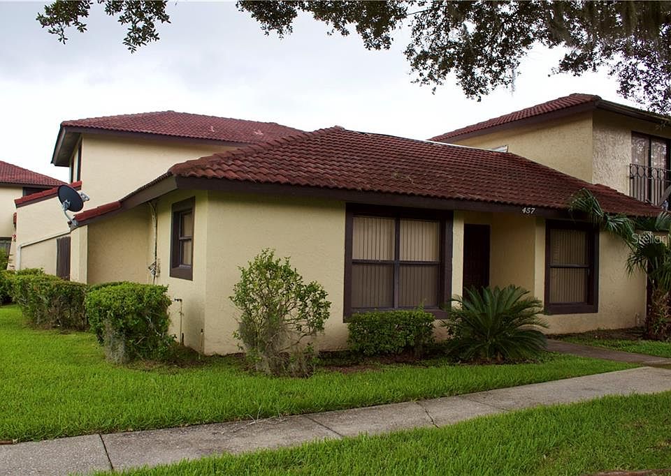 1st image of 457 Hunter Cir