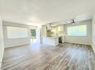 2236 Peach Ave APT 4, Clovis, CA 93612