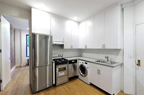 Rented by Aether Property Group | media 1