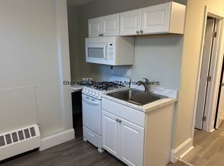 850 Broadway Avenue, East Providence, RI 02914