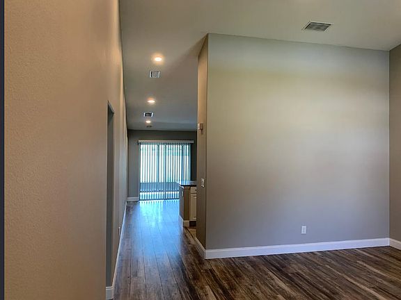 3rd image of 2 Wood Arbor Ln #2