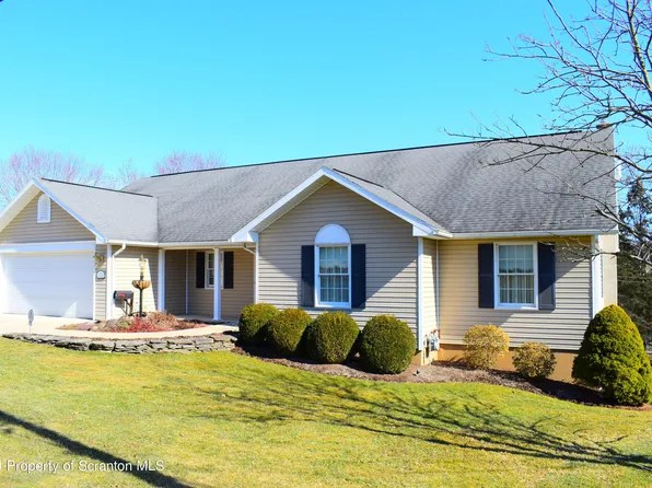 102 Hinds St, Montrose, PA 18801