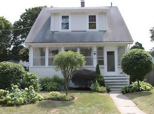 32 Prospect St, Saugus, MA 01906
