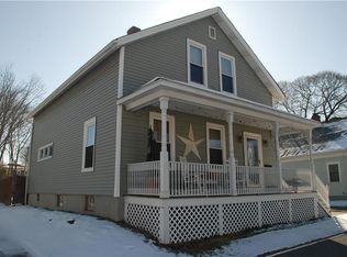 732 Main St, Warren, RI 02885