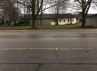 523 E State St, Cheboygan, MI 49721