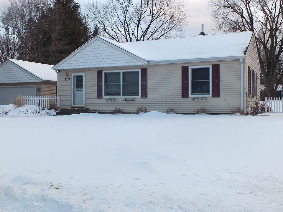 2nd image of 2222 Floral Dr