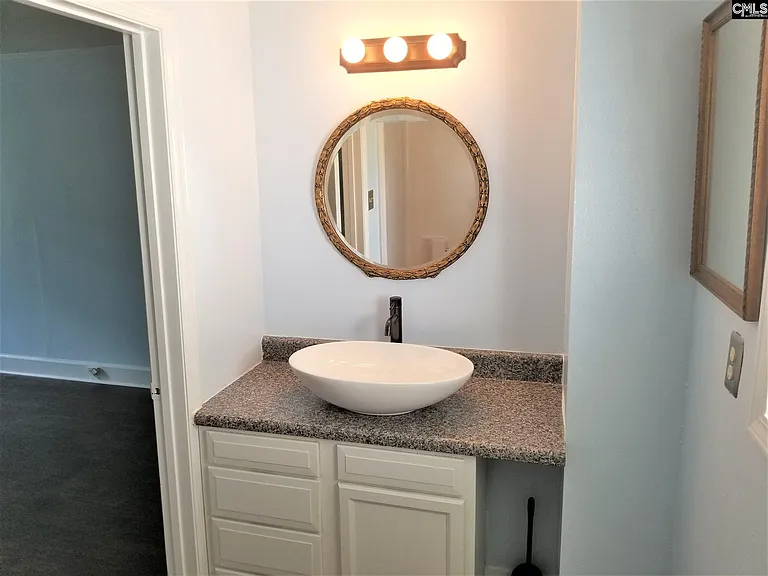 505 Georgia St — Photo 18