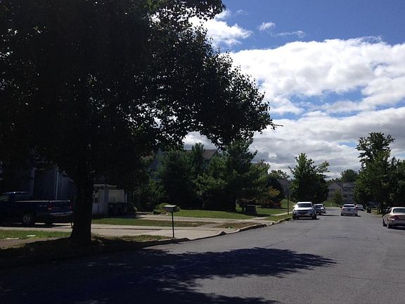 5th image of 53 Mayer Dr