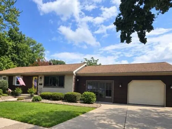 1370 Westminster Dr, Williamsport, PA 17701