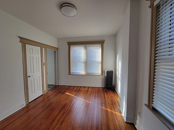 5th image of 54 Church St