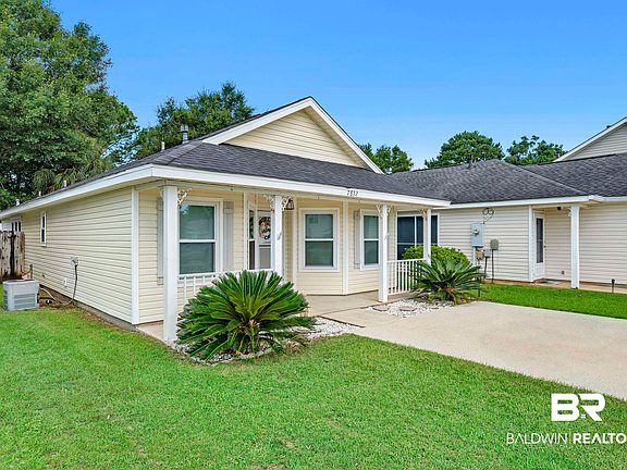 3rd image of 7832 Audubon Dr