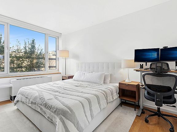 5th image of 635 W 42nd St APT 4B