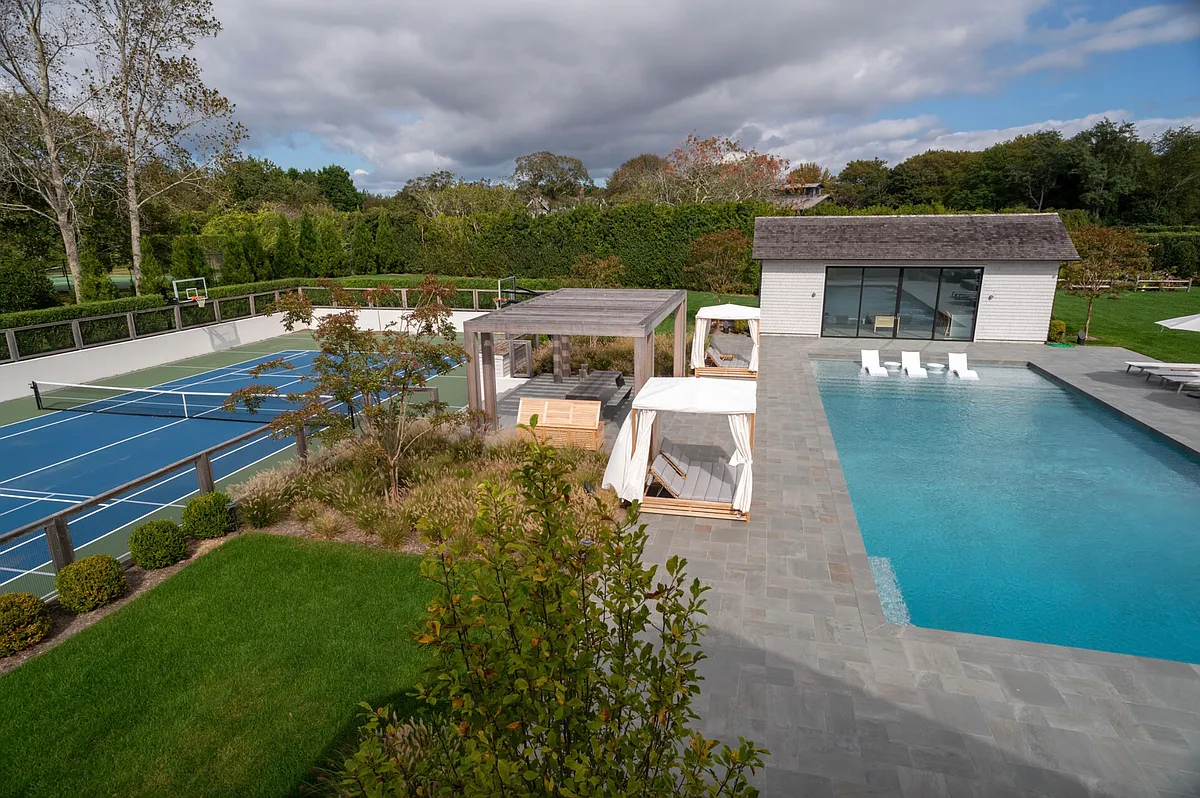 Building Photo - Fordune Ct