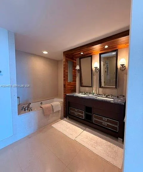 6899 Collins Ave #2201 — Photo 13