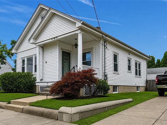 3rd image of 151 Bloomfield St