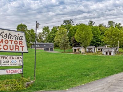 875 Route 23B, Leeds, NY, 12451