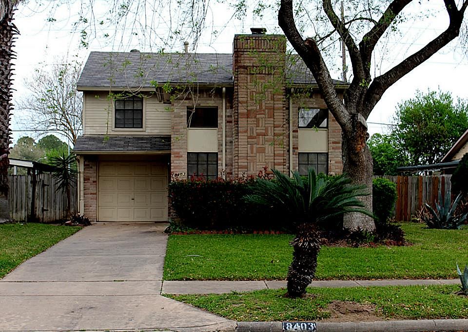 1st image of 8403 Woodland Willows Dr