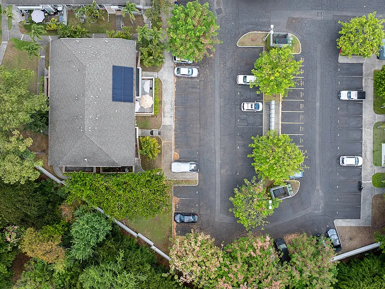 393 Mananai Pl #T — Photo 32