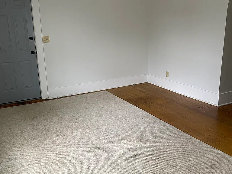 1001 E Main St #3 — Photo 11