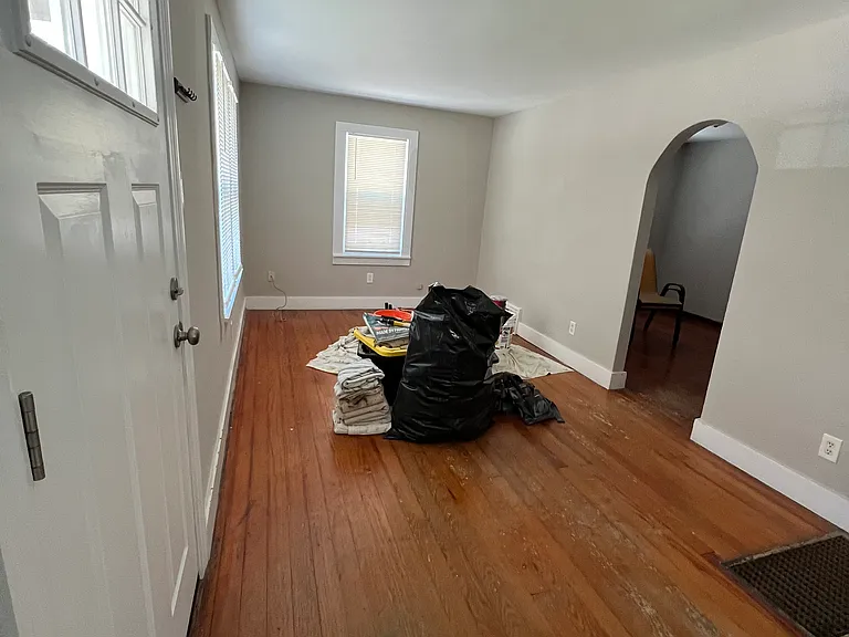 817 W Worley St — Photo 2