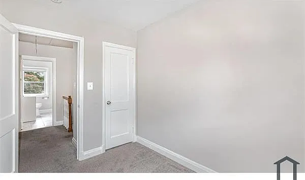 1755 White Oak Ave — Photo 9