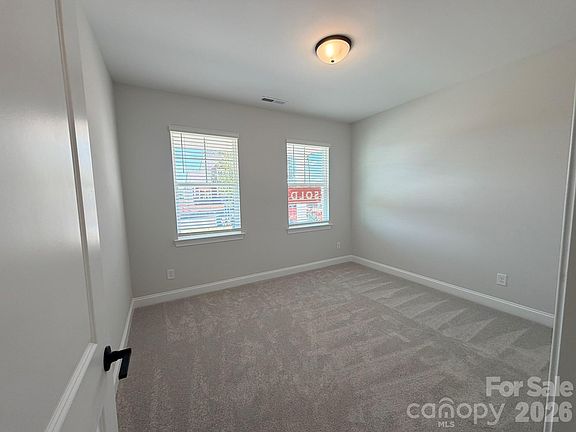 3rd image of 120 Swing Ln