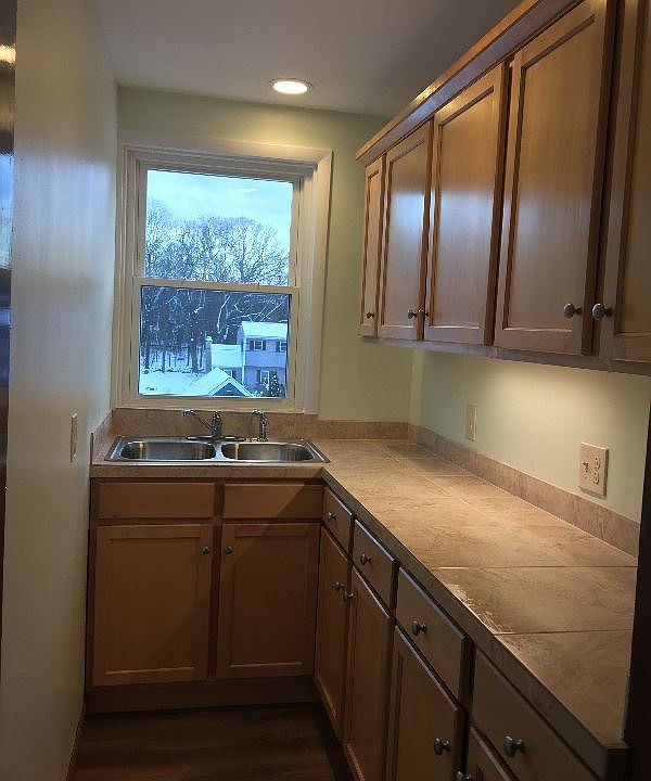 77 Grant St, North Attleboro, MA 02760 Zillow